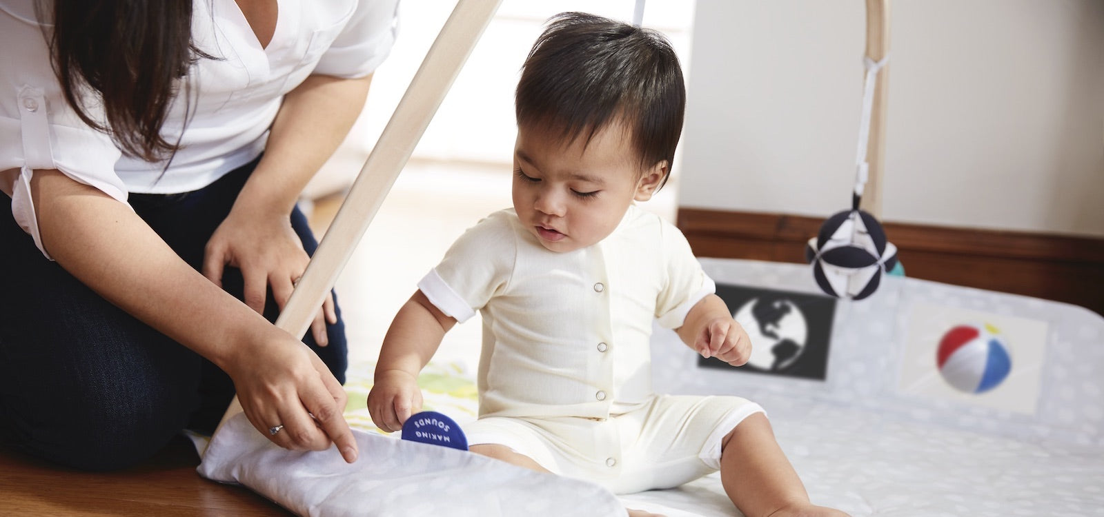 The Play Gym by Lovevery